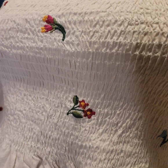 Pink Diamond Floral Off-Shoulder - Picture 4 of 7